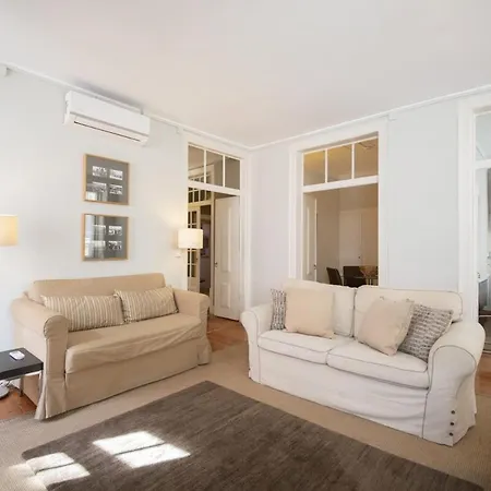 Lägenhet Guestready - Modern Flat W/ Juliet Balcony *
