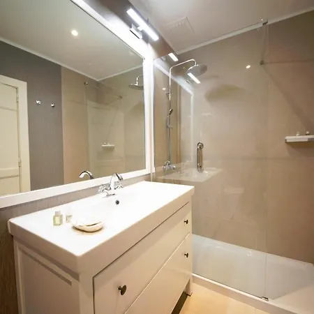Apartmán Guestready - Modern Flat W/ Juliet Balcony Lisboa